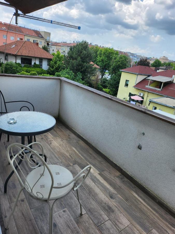 Apartman Buzanova 001 Apartment Zagreb Exterior foto